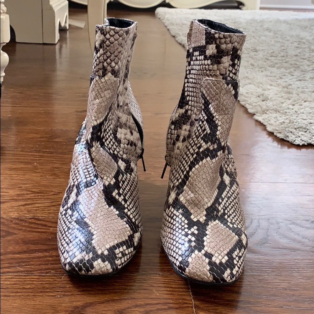 Albertozago ankle boots Roccia